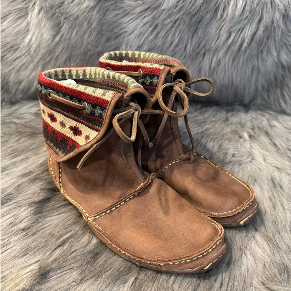 Durango Brown Ankle Moccasin Boots with Patterned Cuff Size 7.5 - Picture 7 of 9